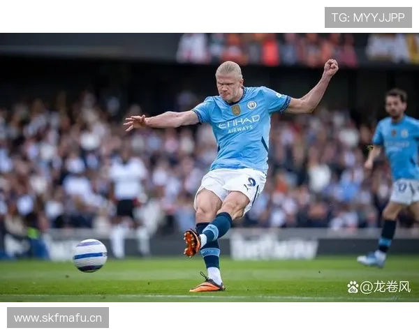 哈兰德欧冠进球效率解析：高强度比赛是否依旧高产