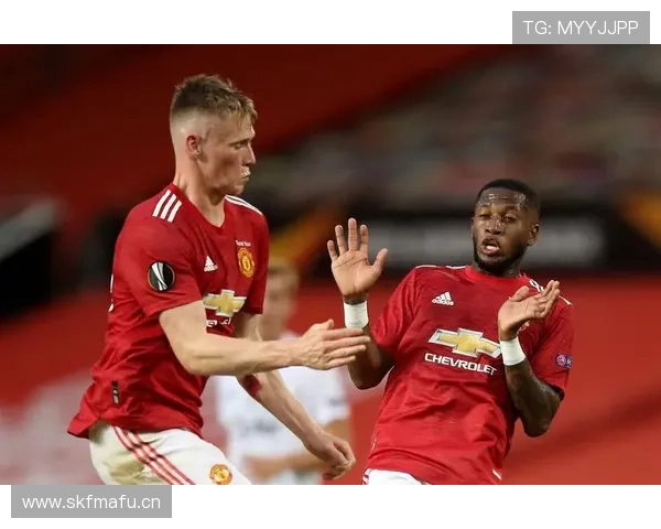 曼联问题核心聚焦决策逻辑，当前阶段表现波动对赛季走势形成制约